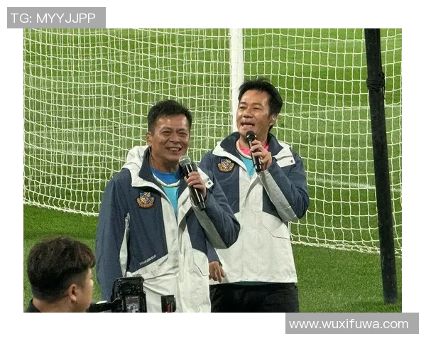 足球明星背后的坚强后盾 母亲的默默付出与无私支持